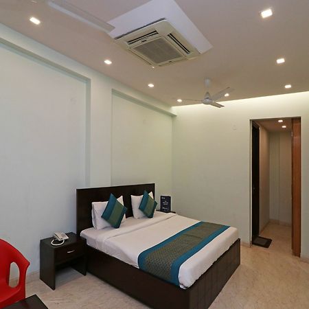 Hotel Oyo 9664 Sector 48 Gurgaon Exterior foto