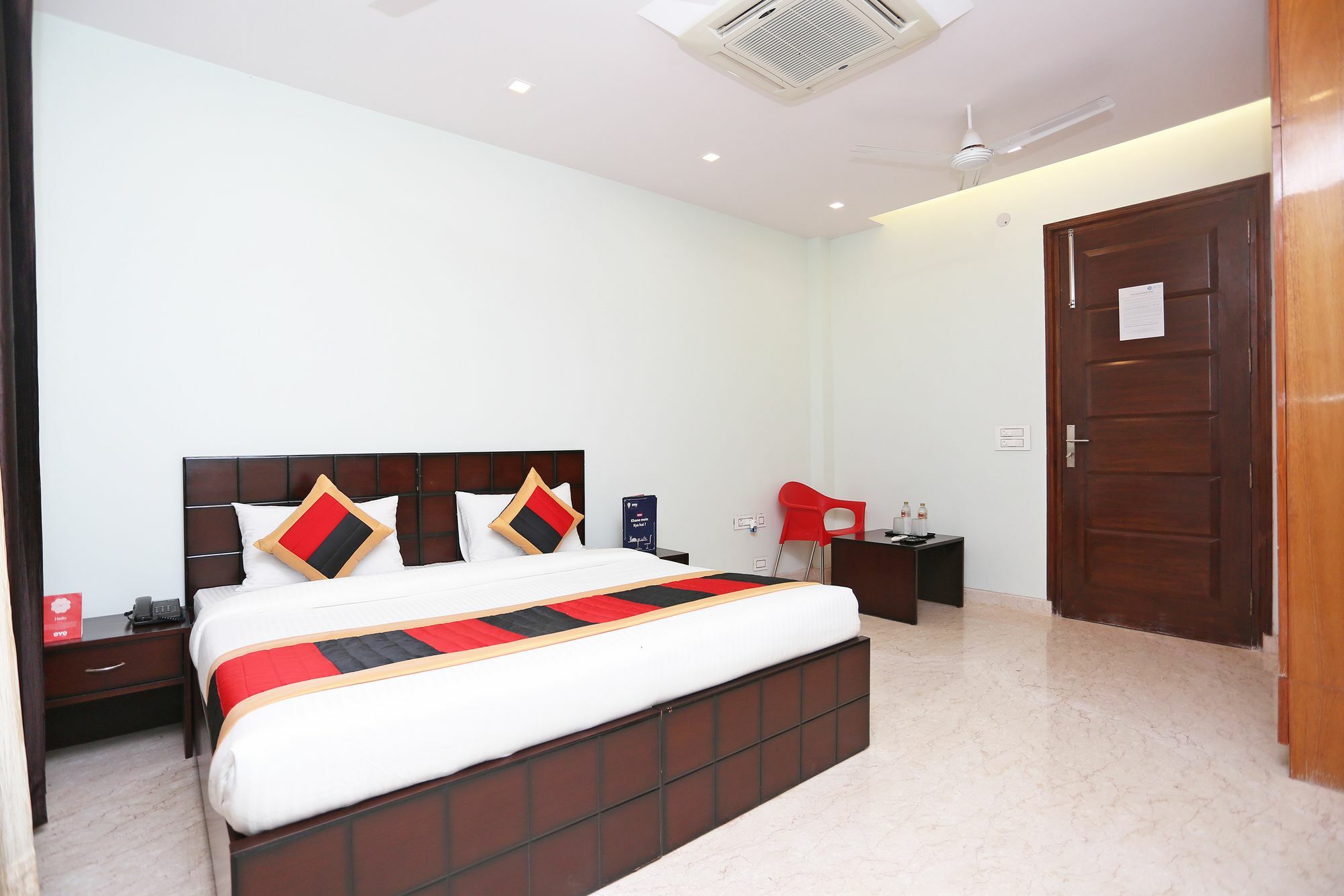Hotel Oyo 9664 Sector 48 Gurgaon Exterior foto