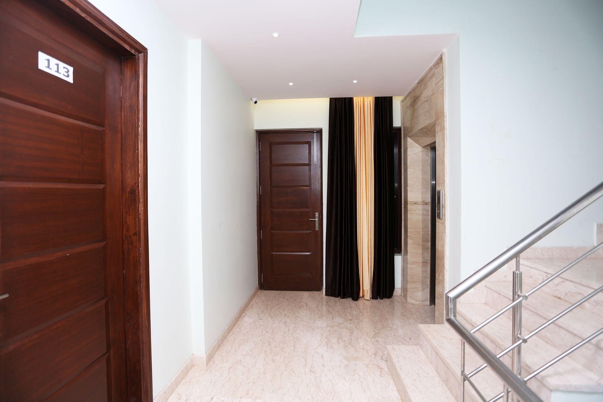 Hotel Oyo 9664 Sector 48 Gurgaon Exterior foto